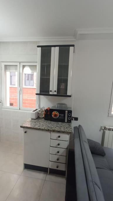 Piso Centrico En Casco Antiguo Apartment Leon Bagian luar foto